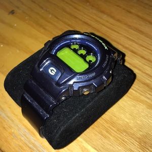 BLUE G-SHOCK WATCH **NEW** WITH CASE